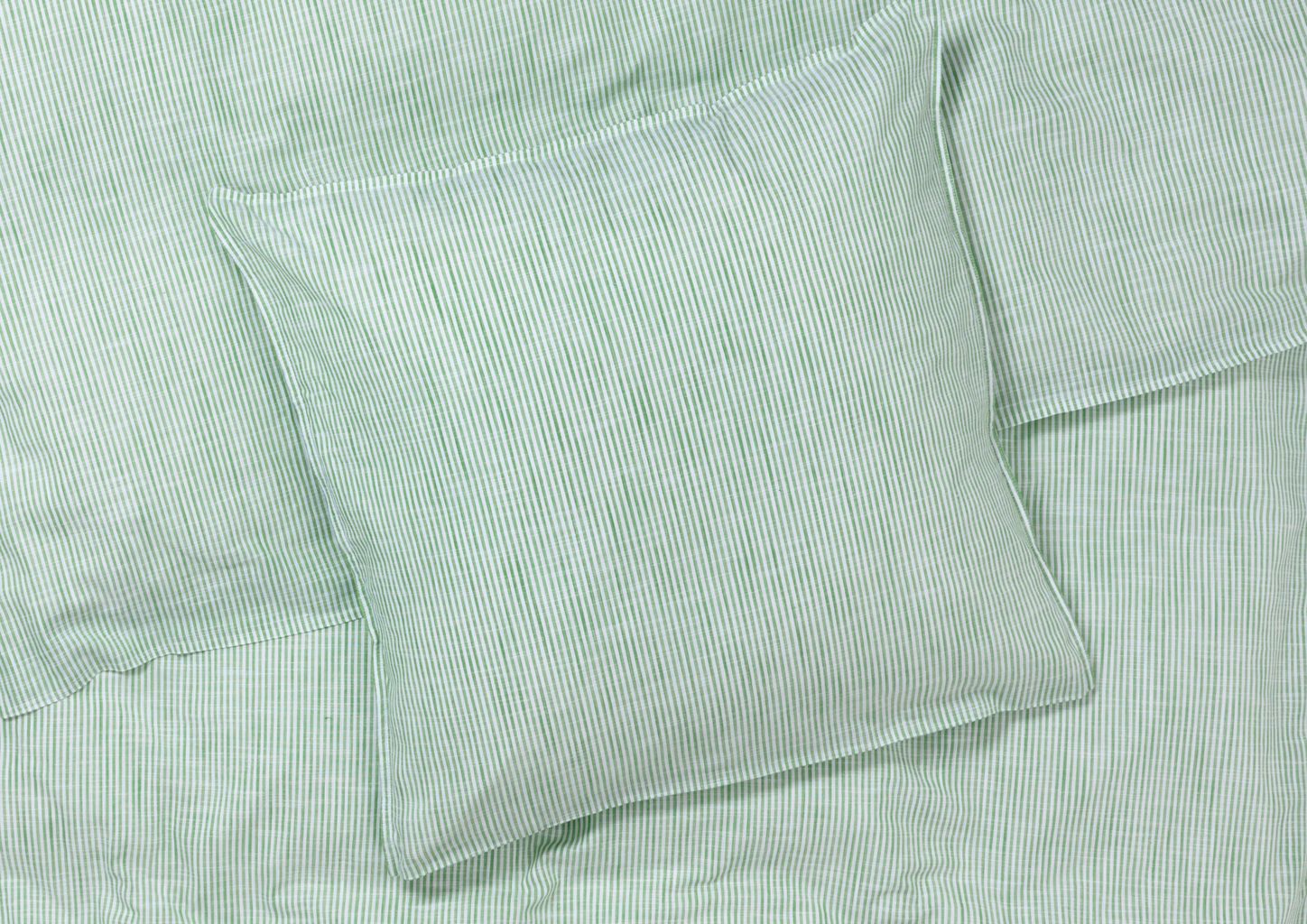 JUNA Monochrome Lines sängkläder 140x200 cm, grönt/vitt