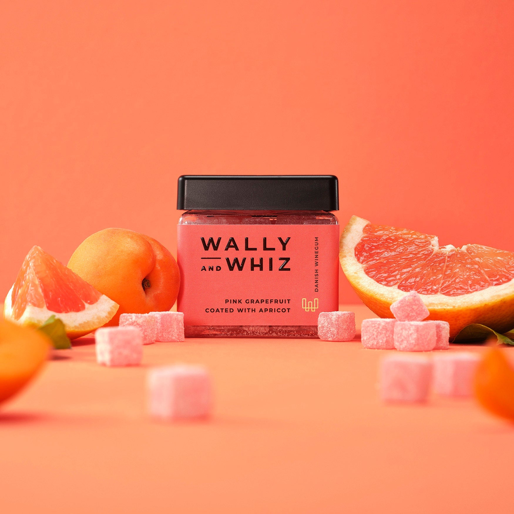 Wally and Whiz Vinkummi kub rosa grapefrukt med aprikos, 140 g