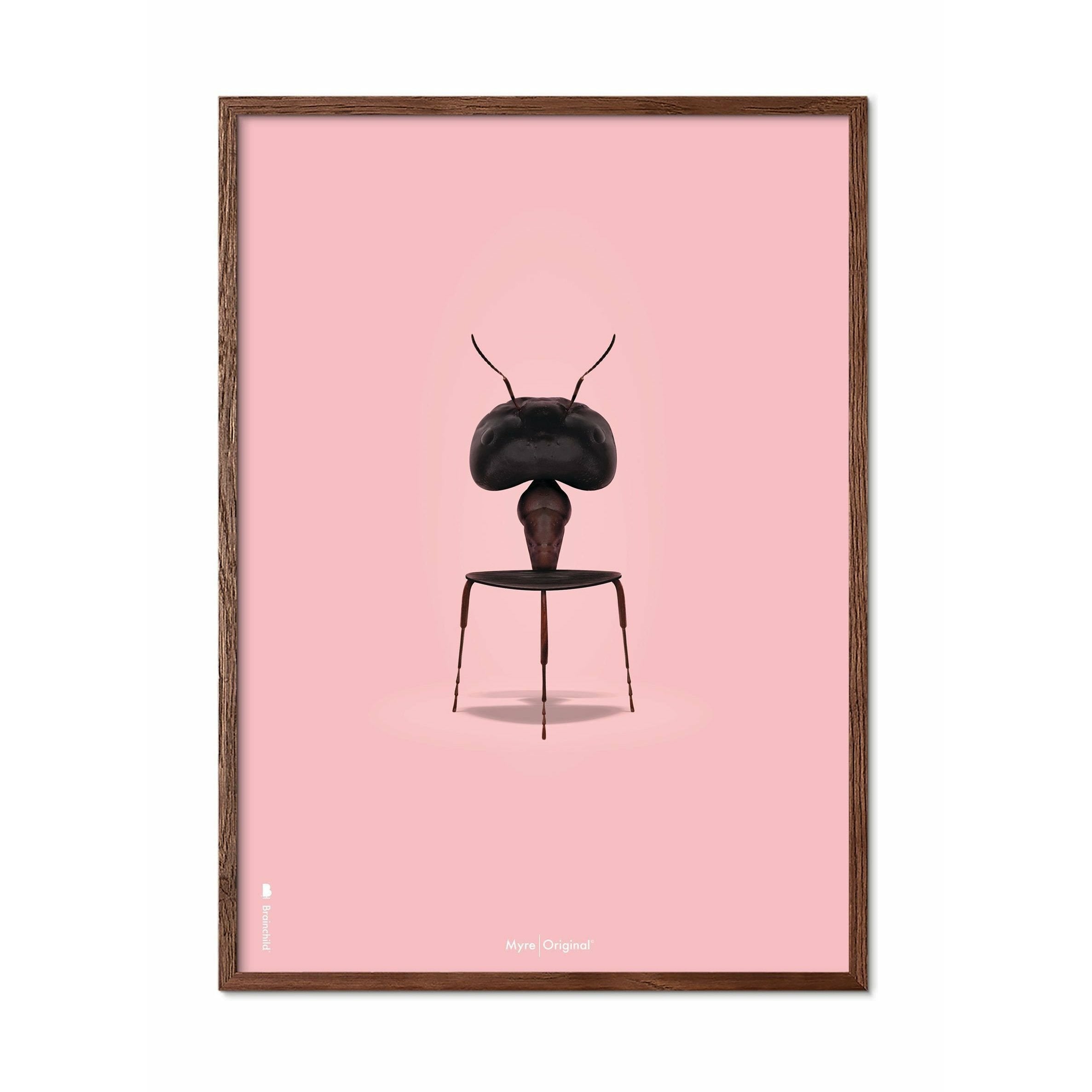 Brainchild Myrklassisk affisch, ram i mörkt trä 30x40 cm, rosa bakgrund