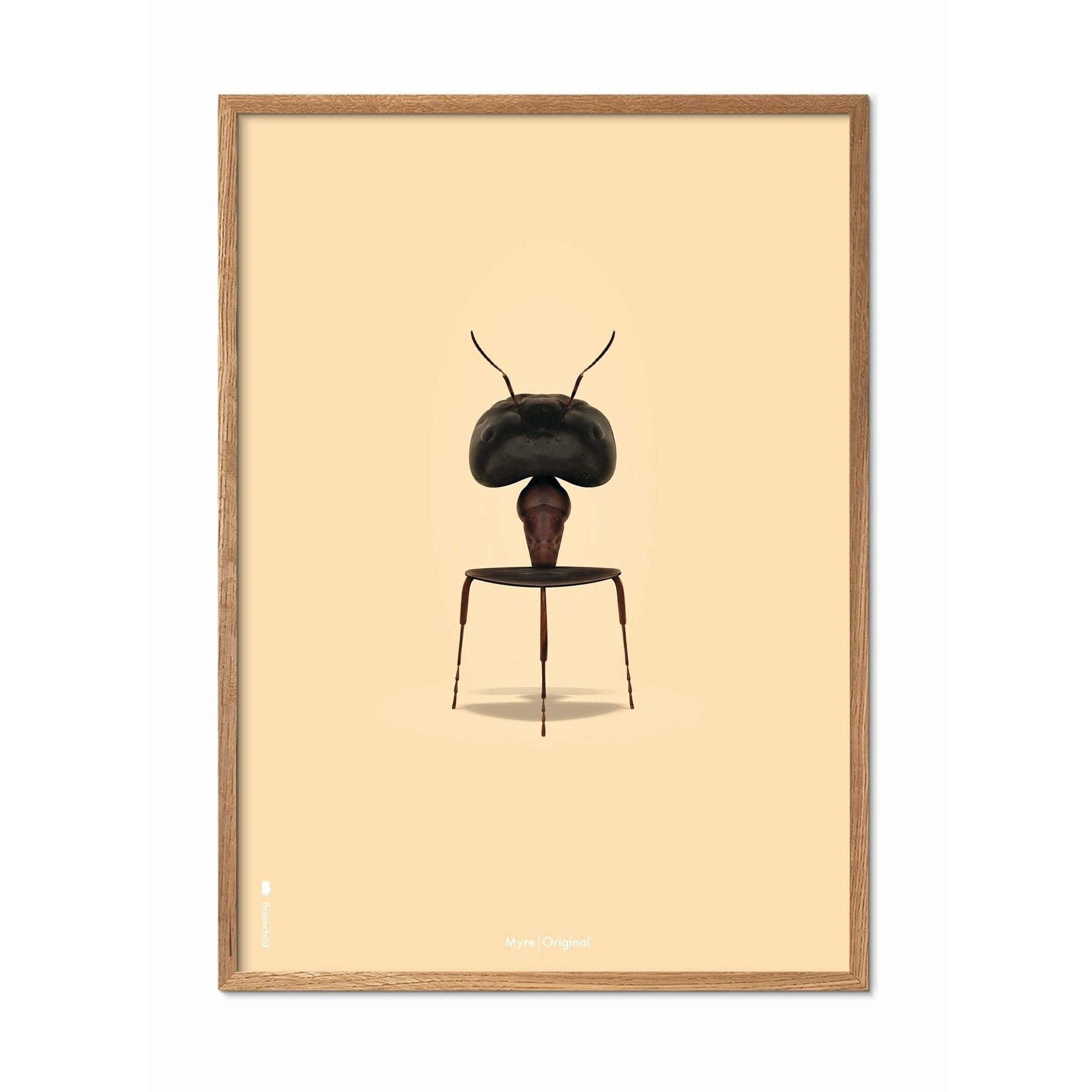 Brainchild Ant Classic Poster, ram i lätt trä 30x40 cm, sandfärgad bakgrund