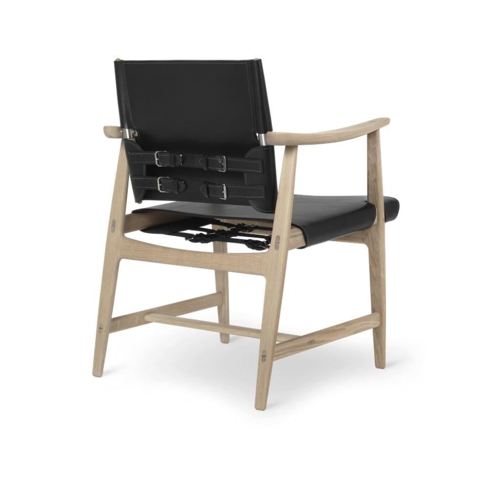 Carl Hansen BM1106 Hunter Chair, White Oiled Oak, Black Core Leather