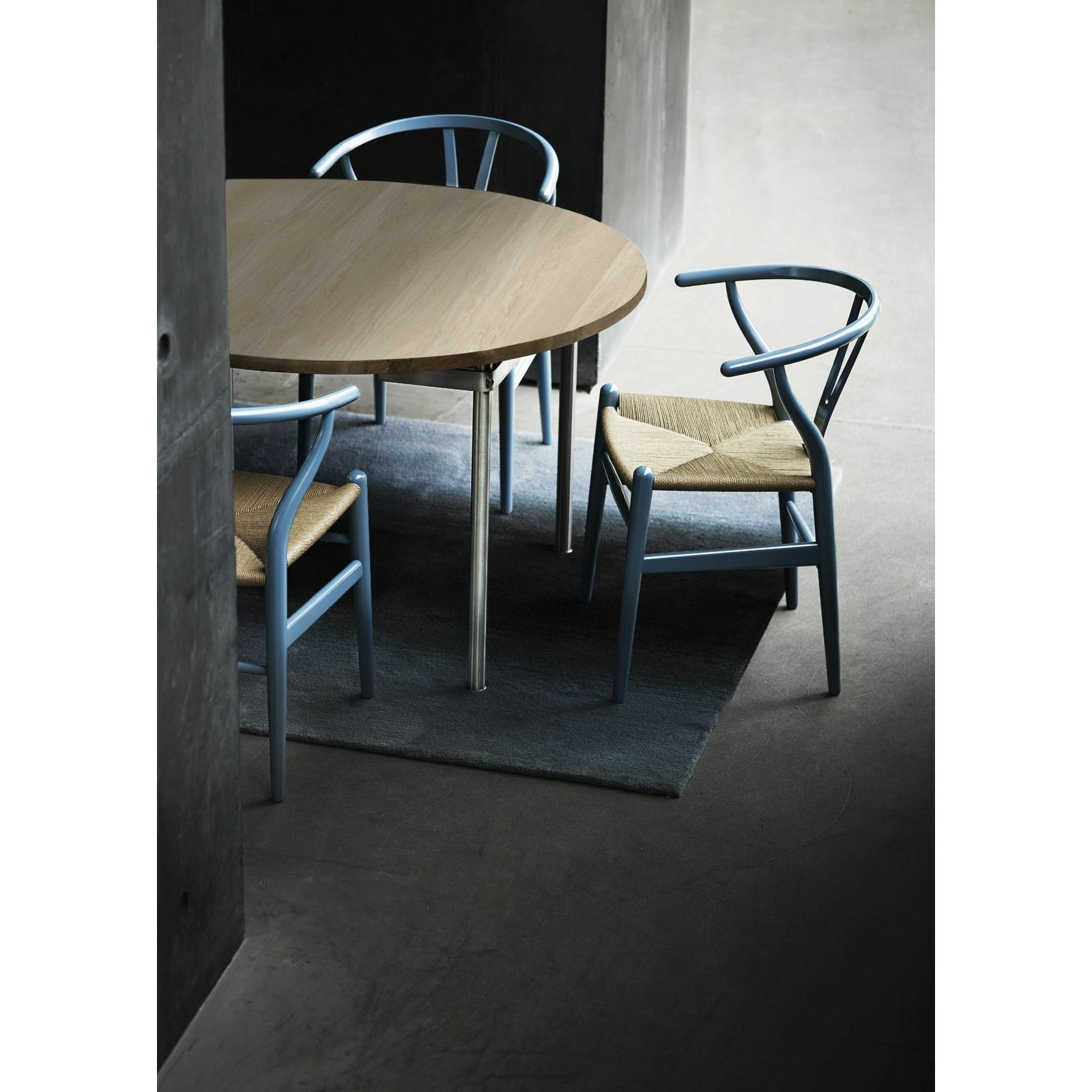 Carl Hansen CH388 matbord rostfritt stål, vit oljad ek inkl. Ytterligare 2 plattor
