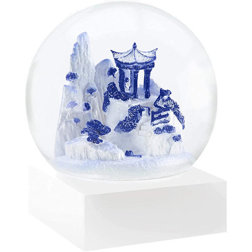 Cool Snow Globes Blue Willow Snekugle