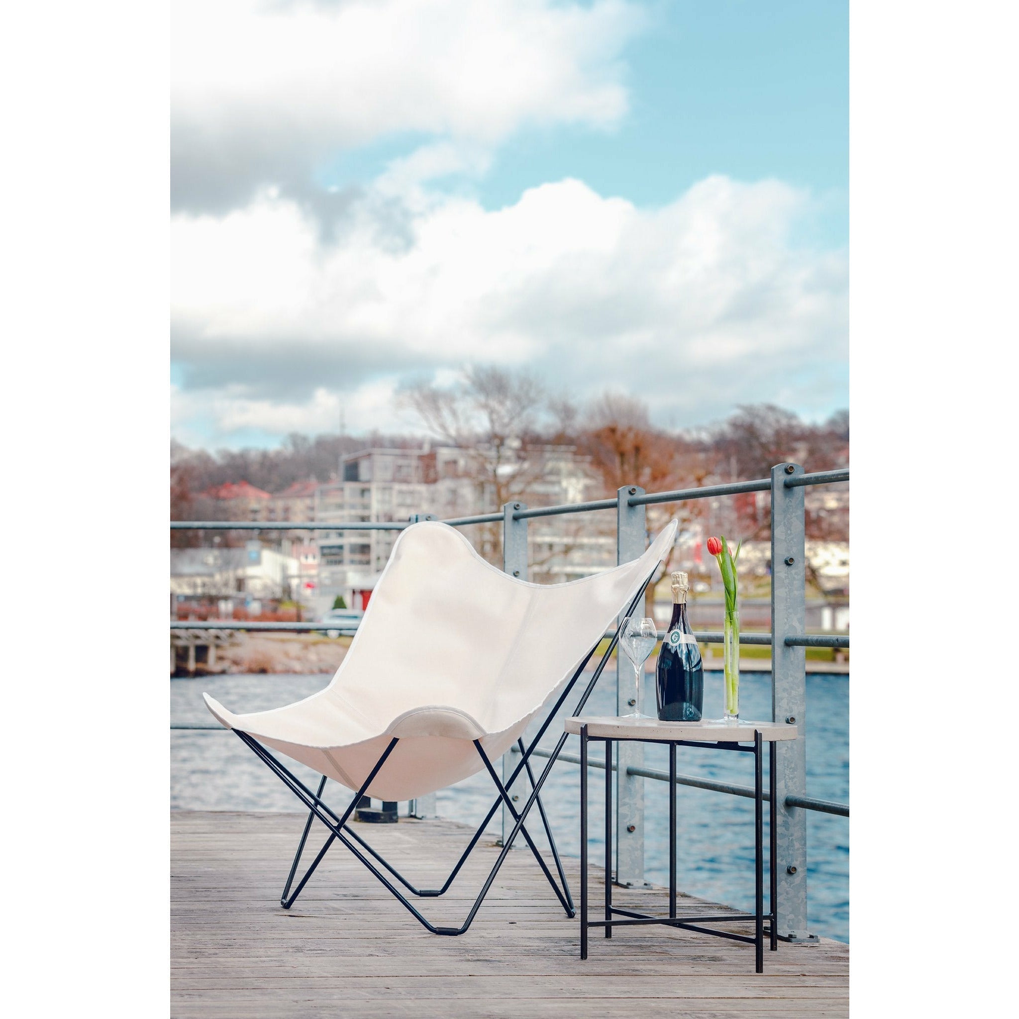 Cuero Sunshine Mariposa Butterfly Chair, Oyster/Black Galvanized