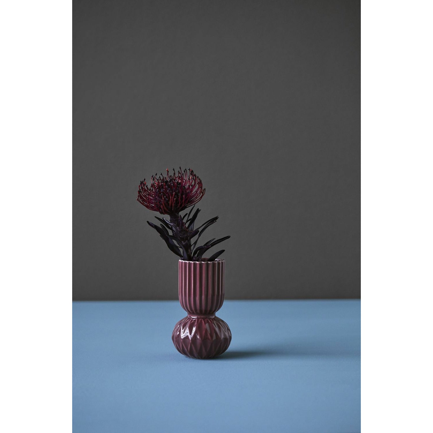 Dottir Rufflebell Vase, Aubergine