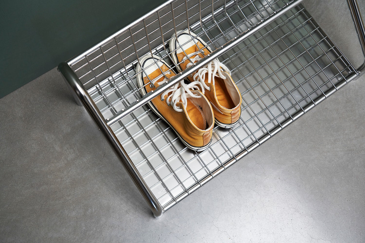 Essem Design Funk sko hylla rostfritt stål, 122 cm