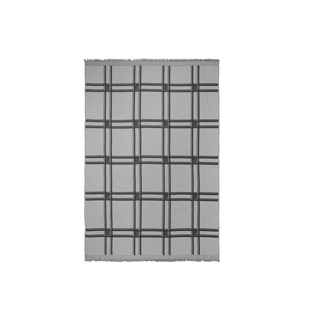 Ferm Living Kontrollerad matta, grå