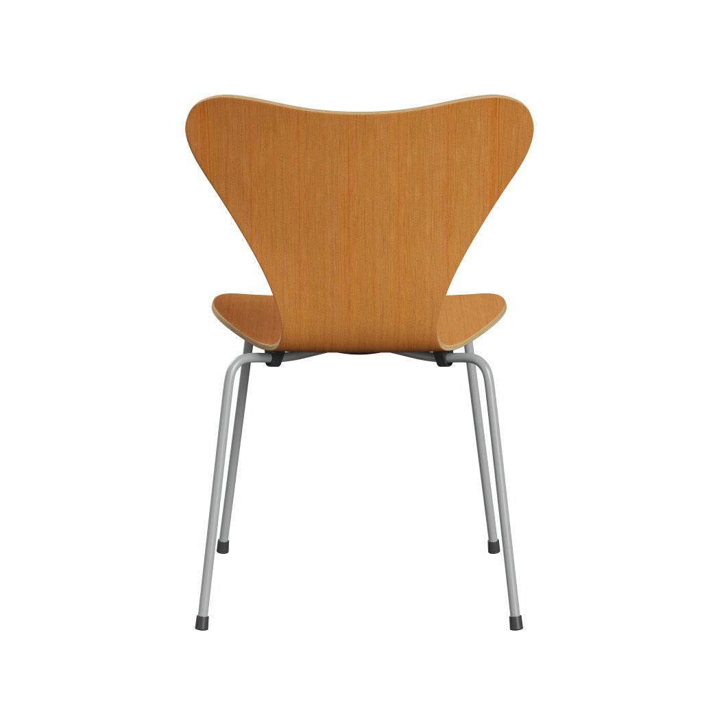 Fritz Hansen 3107 Shell Chair, Nine Grey/Oregon Pine Lacquered Veneer