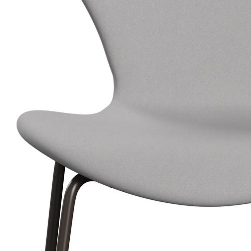 Fritz Hansen 3107 stol helt vadderad, brun brons/komfort vit/grå