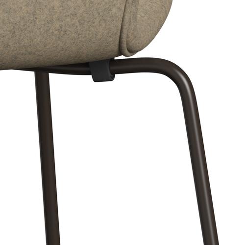 Fritz Hansen 3107 stol helt vadderad, brun brons/divina melange grå sand