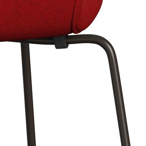 Fritz Hansen 3107 stol helt vadderad, brun brons/divina melange djup röd