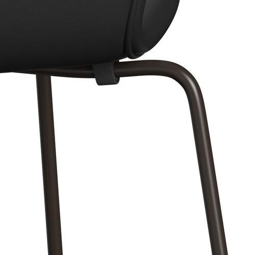 Fritz Hansen 3107 stol helt vadderad, brun brons/mjuk svart