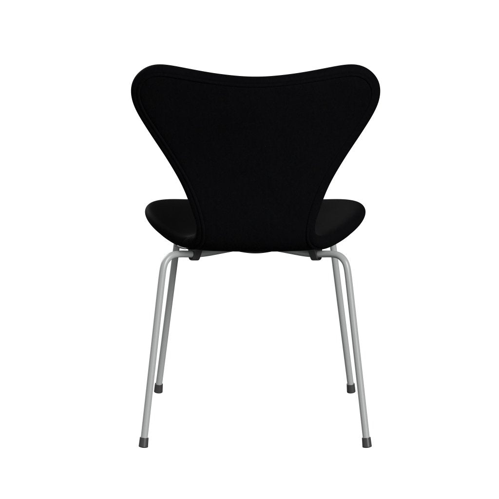 Fritz Hansen 3107 stol helt vadderad, nio grå/komfort svart (C00050)