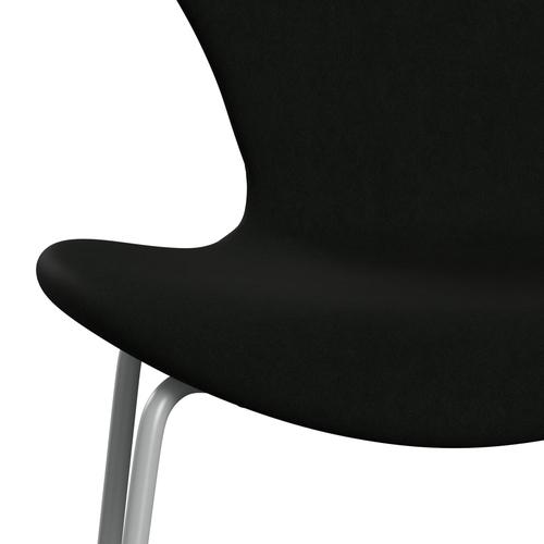 Fritz Hansen 3107 stol helt vadderad, nio grå/komfort svart (C60009)