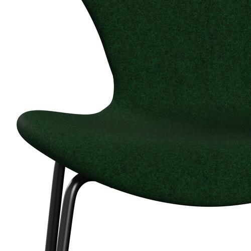 Fritz Hansen 3107 stol helt vadderad, svart/divina melange vid den främre gröna