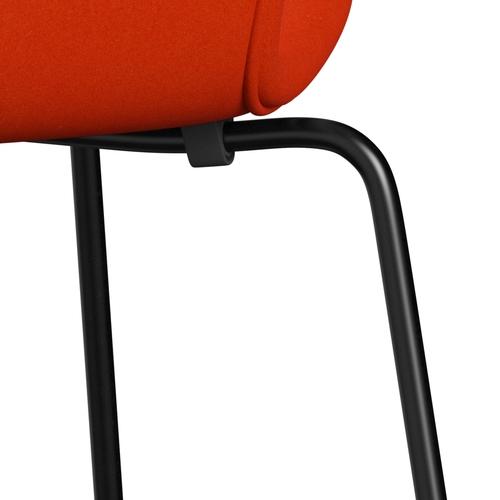 Fritz Hansen 3107 stol helt vadderad, svart/divina orange/röd