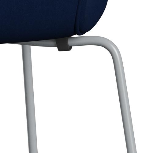 Fritz Hansen 3107 stol helt vadderad, silvergrå/komfort mörkblå/grå