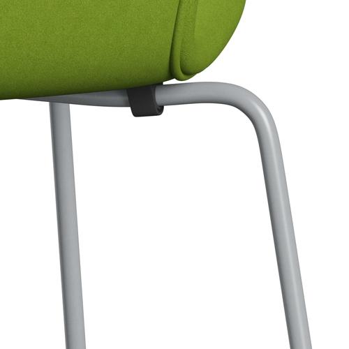 Fritz Hansen 3107 stol helt vadderad, silvergrå/komfortgrön (C68011)