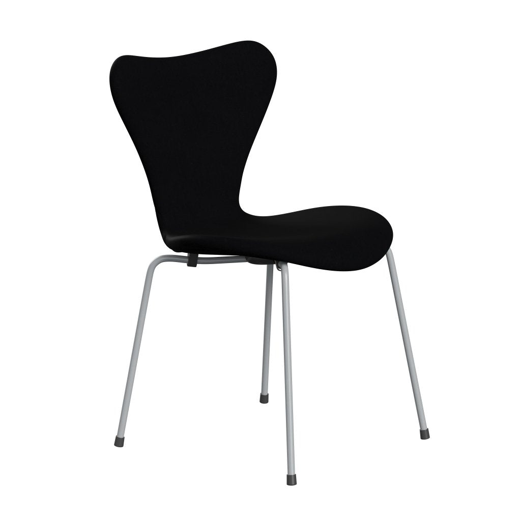 Fritz Hansen 3107 stol helt vadderad, silvergrå/komfort svart (C00050)