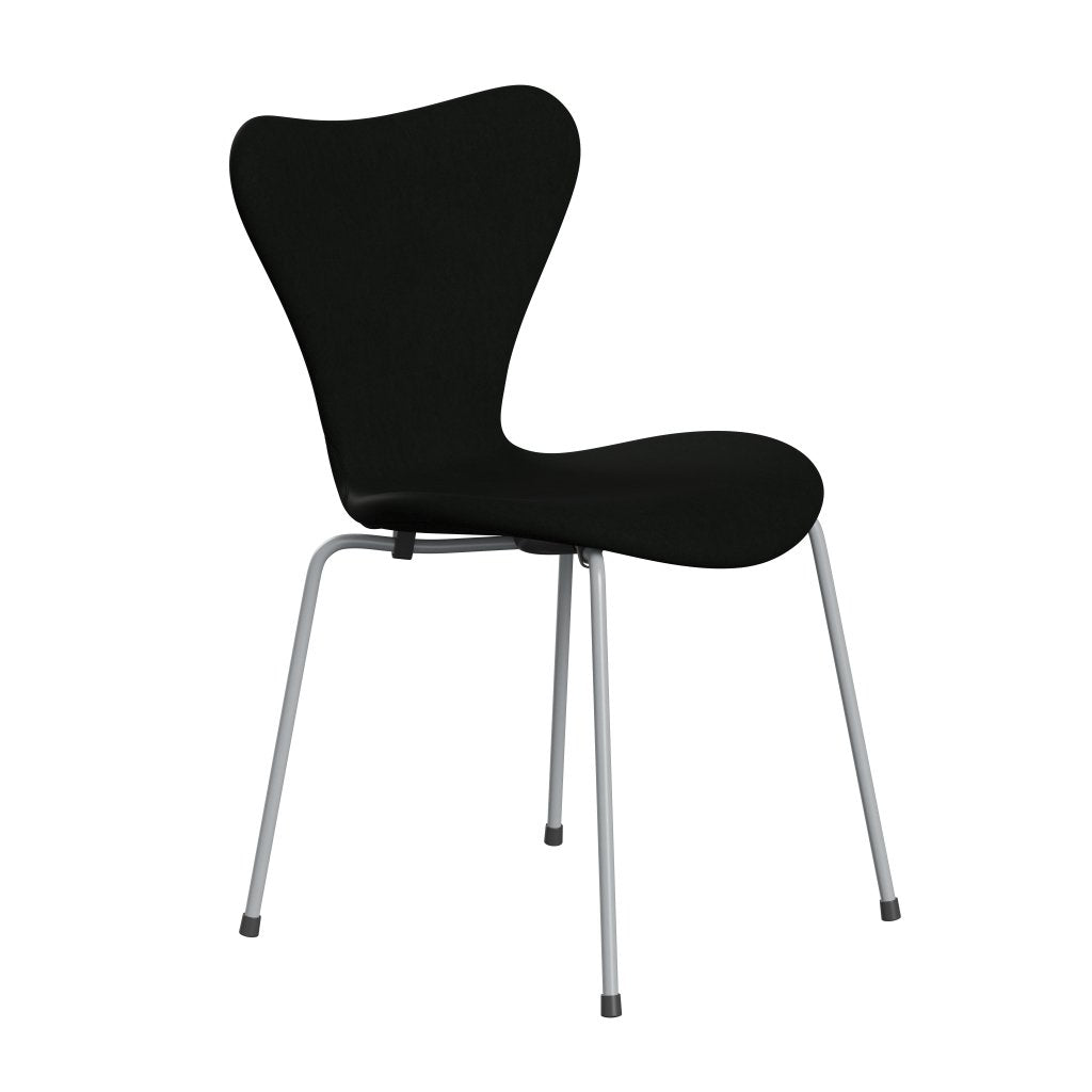 Fritz Hansen 3107 stol helt vadderad, silvergrå/komfort svart (C60009)