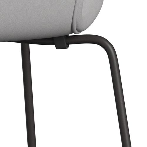 Fritz Hansen 3107 Stol Fuldpolstret, Warm Graphite/Comfort Hvid/Grå