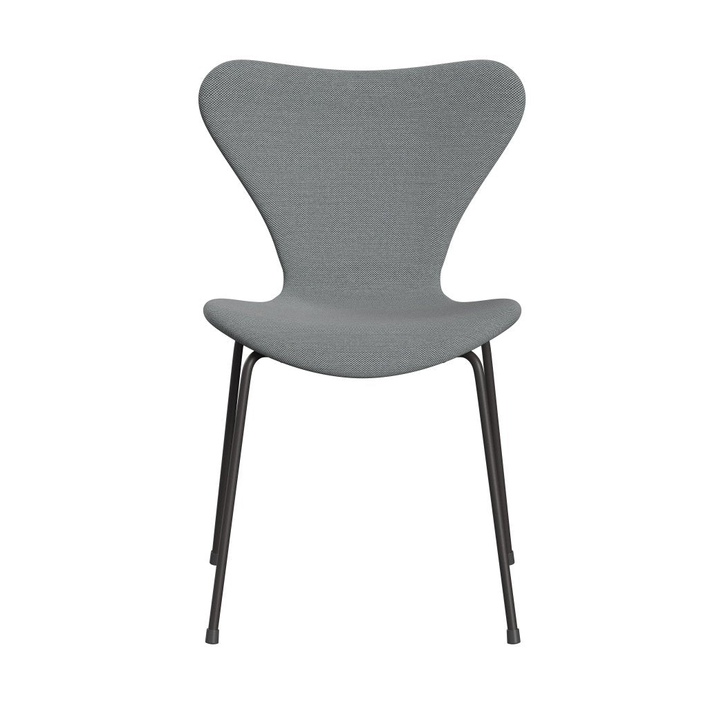 Fritz Hansen 3107 stol helt vadderad, varm grafit/stålcuttrio grå