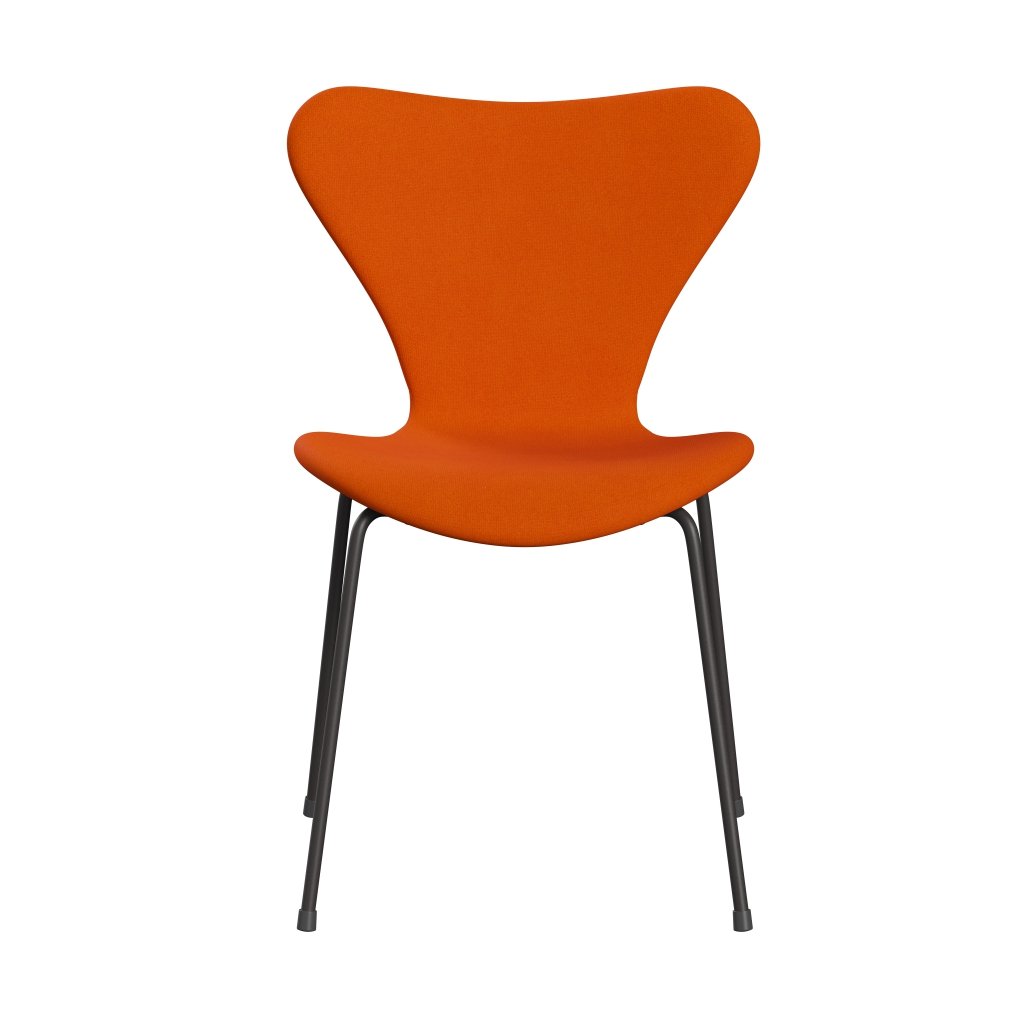 Fritz Hansen 3107 stol helt vadderad, varm grafit/tonus klar orange