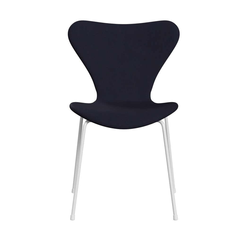 Fritz Hansen 3107 stol helt vadderad, vit/komfortjord grå