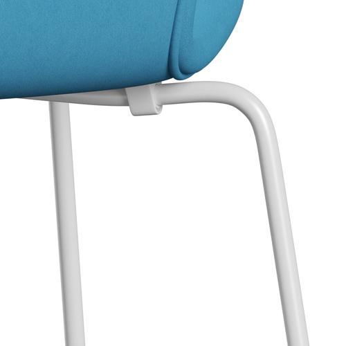 Fritz Hansen 3107 stol helt vadderad, vit/komfortljusblå (C66010)