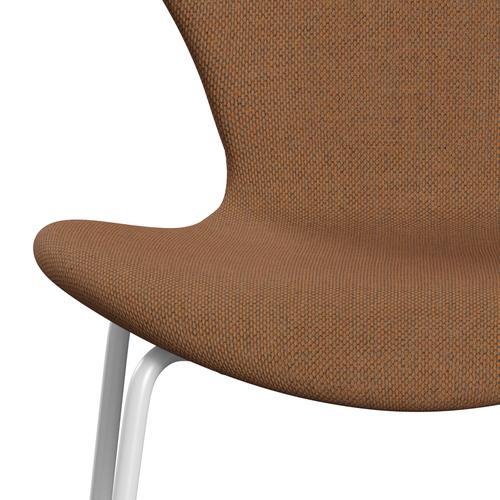 Fritz Hansen 3107 stol helt vadderad, vit/omväg orange/naturlig