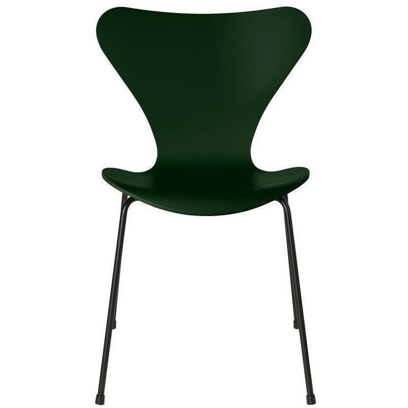 Fritz Hansen Serie 7 -stol lackerad vintergrön skallig, svarta ben