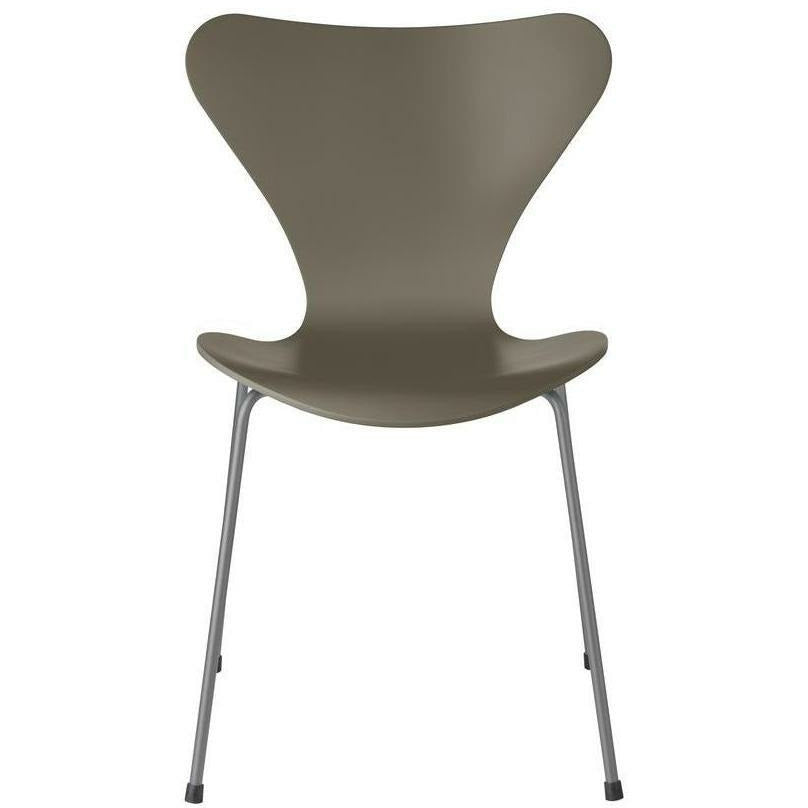 Fritz Hansen Serie 7 -stol lackerad olivgrön skallig, silvergrå ben