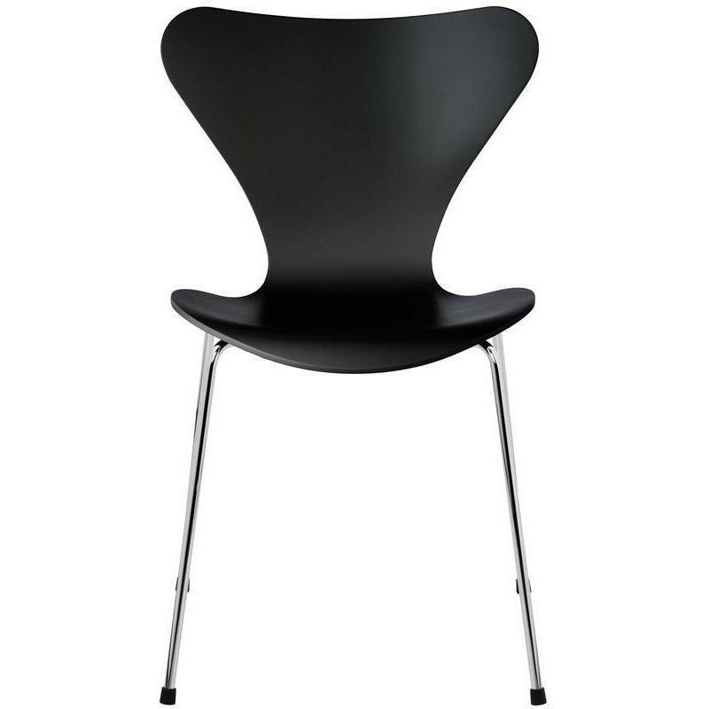 Fritz Hansen Serie 7 -stol lackerad svart skallig, kromade stålben