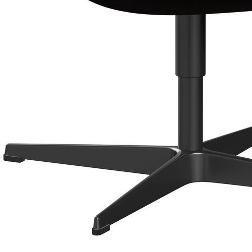Fritz Hansen Swan -stol, svart lackerad/komfortbrun (01566)
