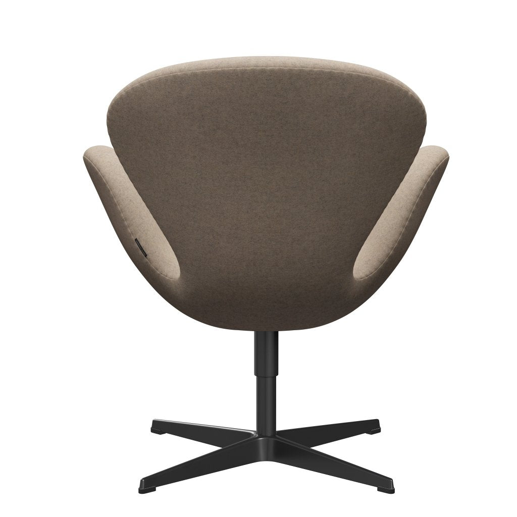 Fritz Hansen Svanenstol, Sortlakeret/Divina Md Warm Sand