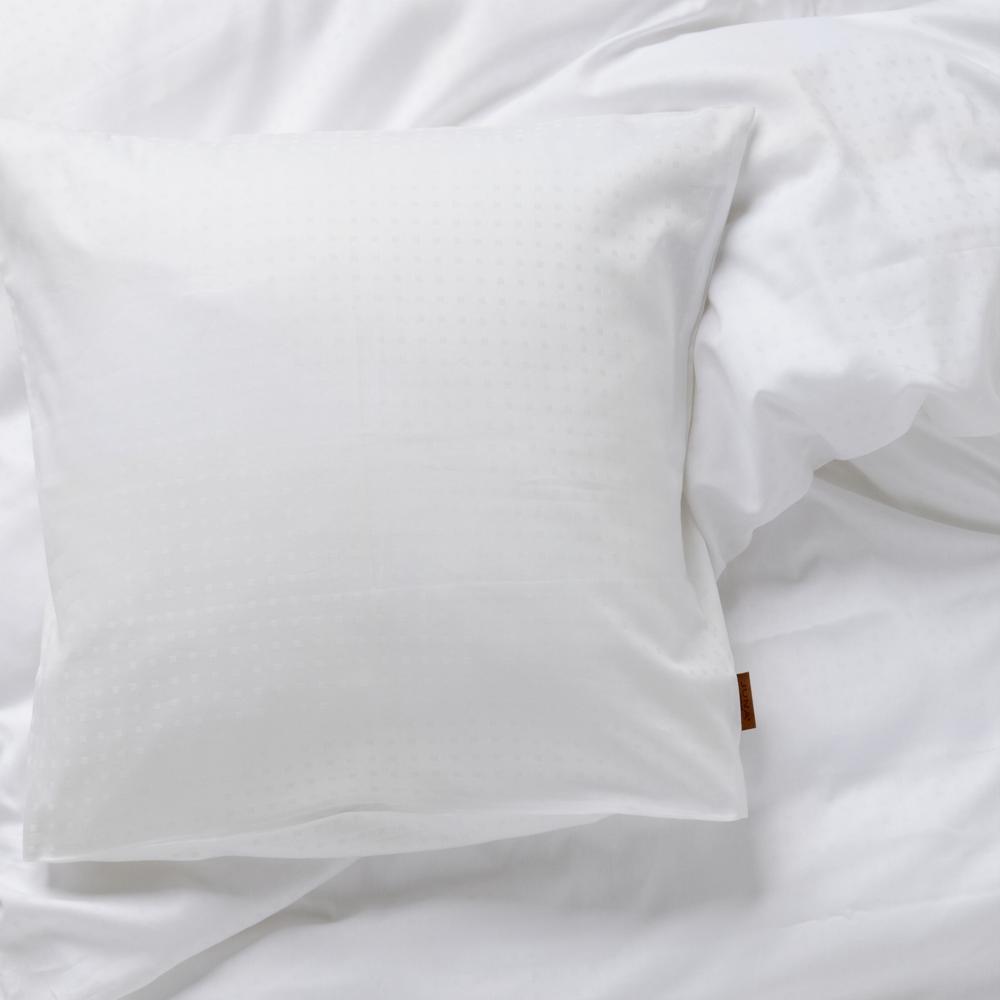 Juna Kub sängkläder vit, 140x220 cm