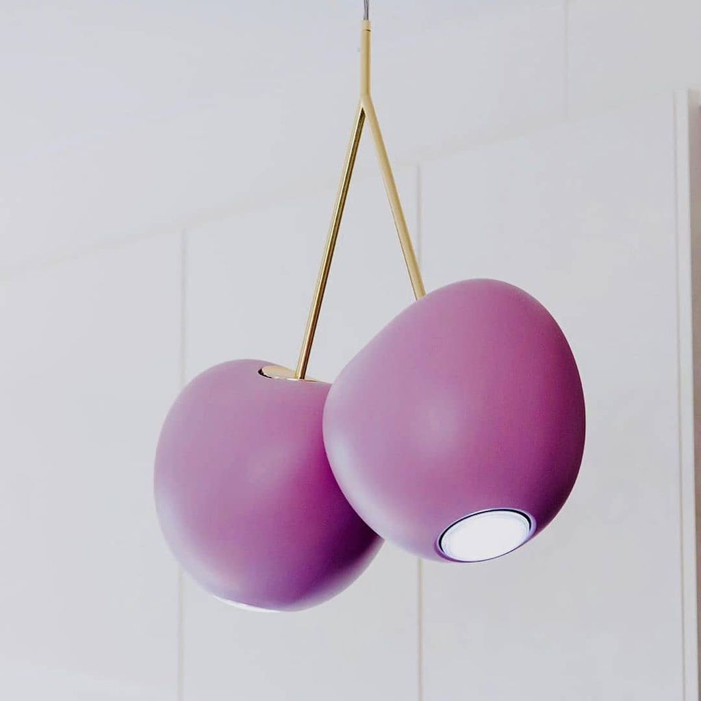 Qeeboo Cherry Hanging Lamp av Nika Zupanc, Pink