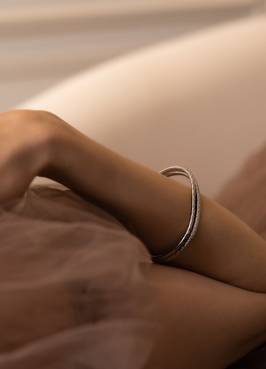 Skultuna Juneau -armband litet polerat stål, Ø14,5 cm