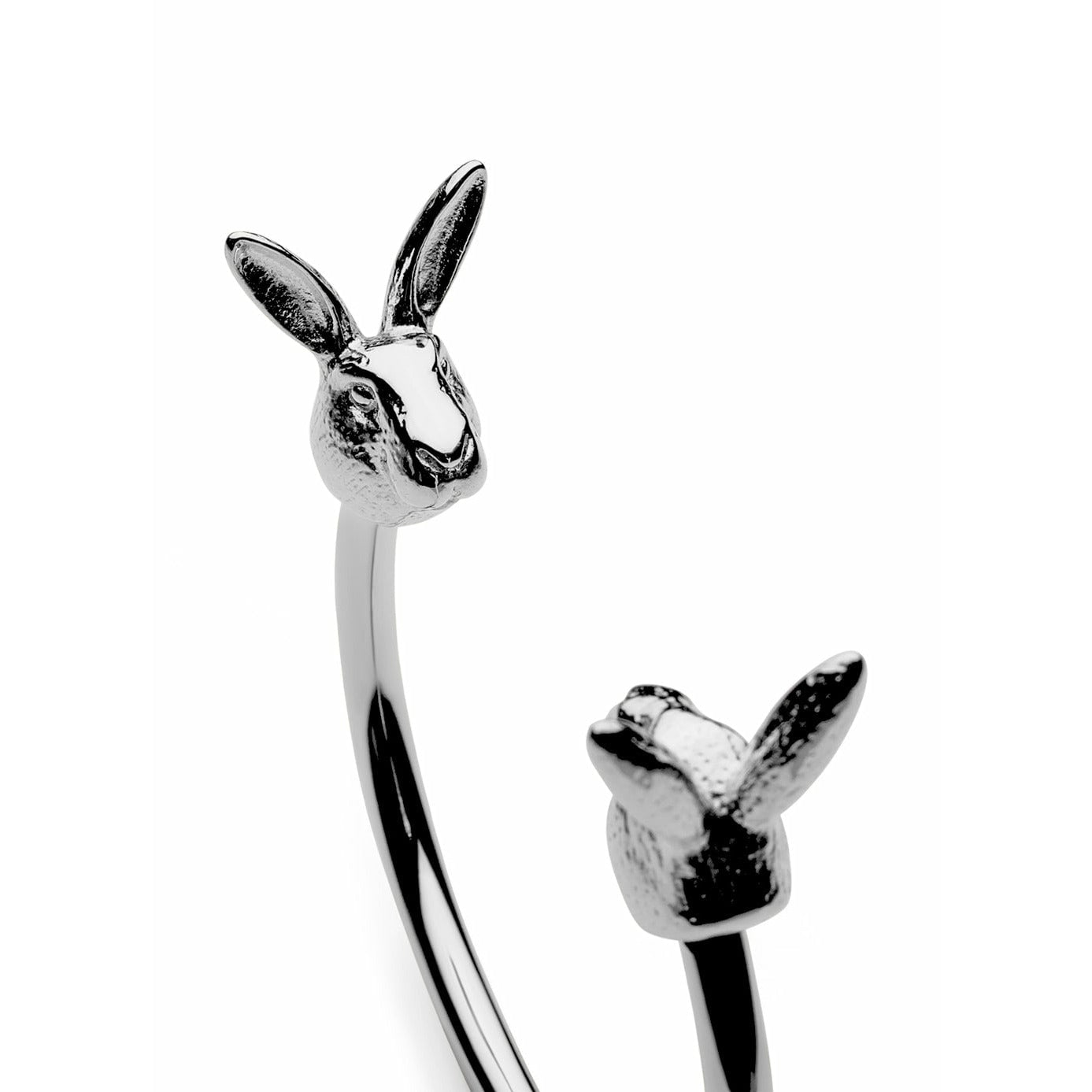 Skultuna Norden Wildlife Hare Armband Small Polished Steel, Ø14,5 cm