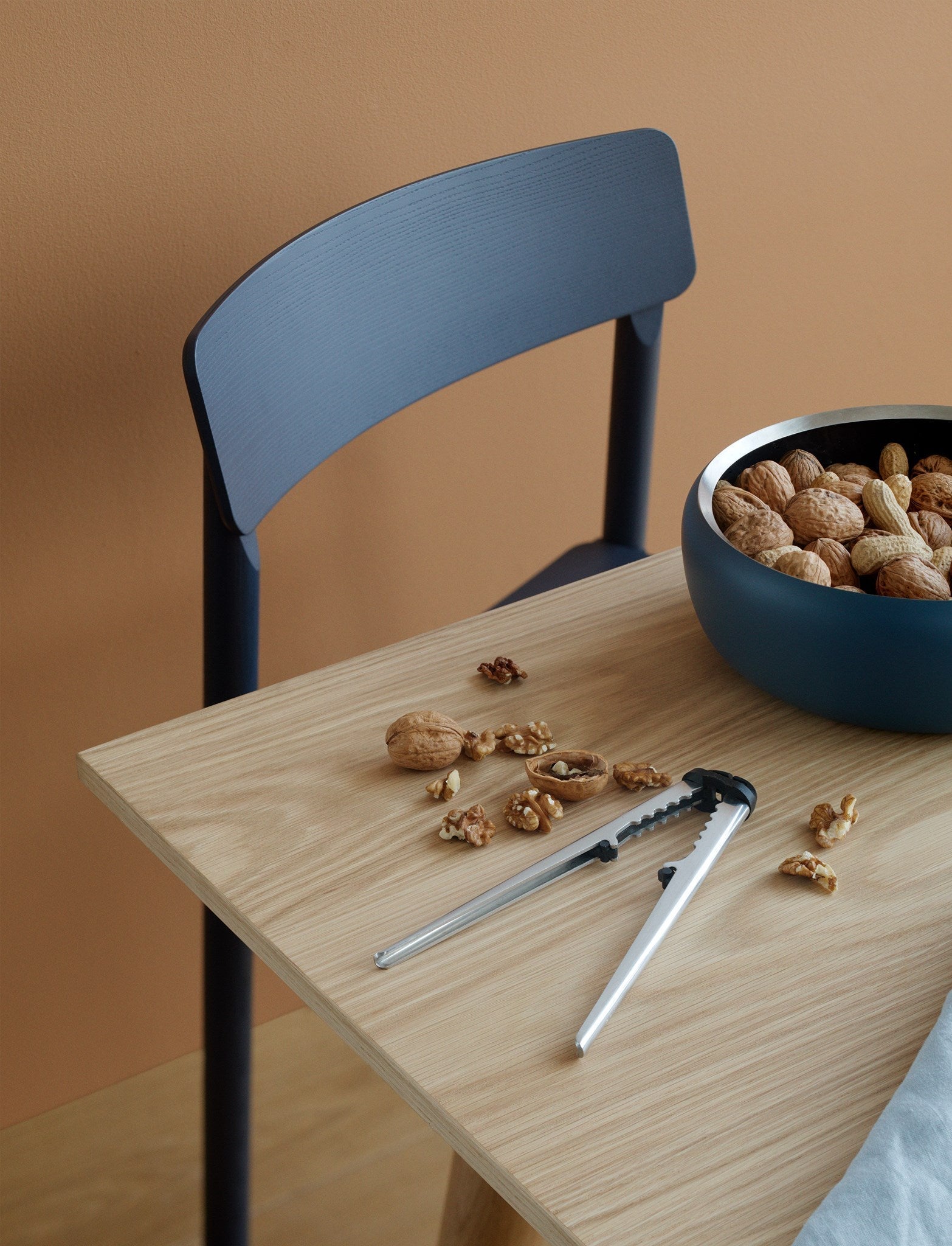 Stelton Em Nut & Seafood Chargers