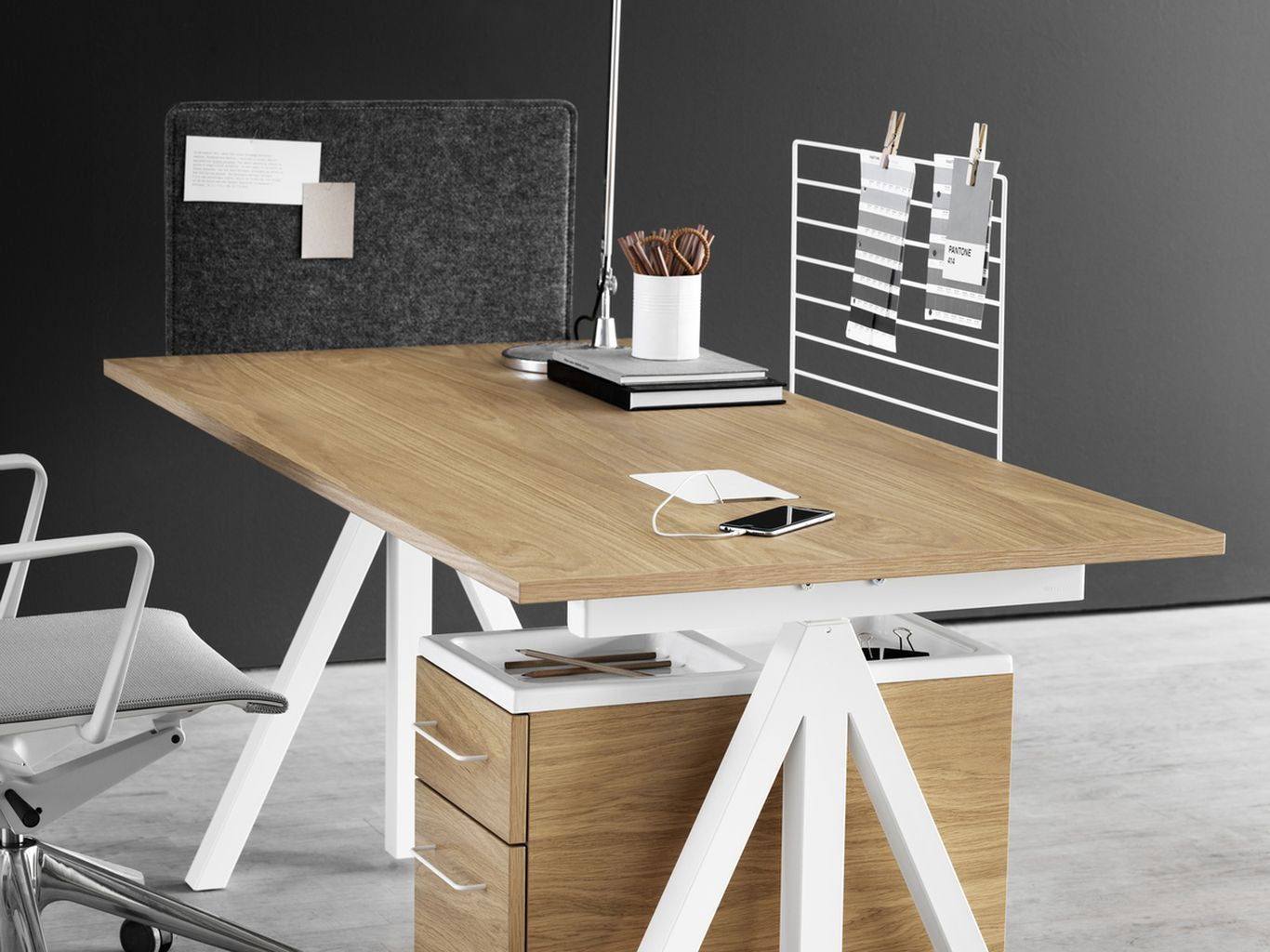String Furniture Fungerar höjd justerbar skrivbord ek, 78x140 cm