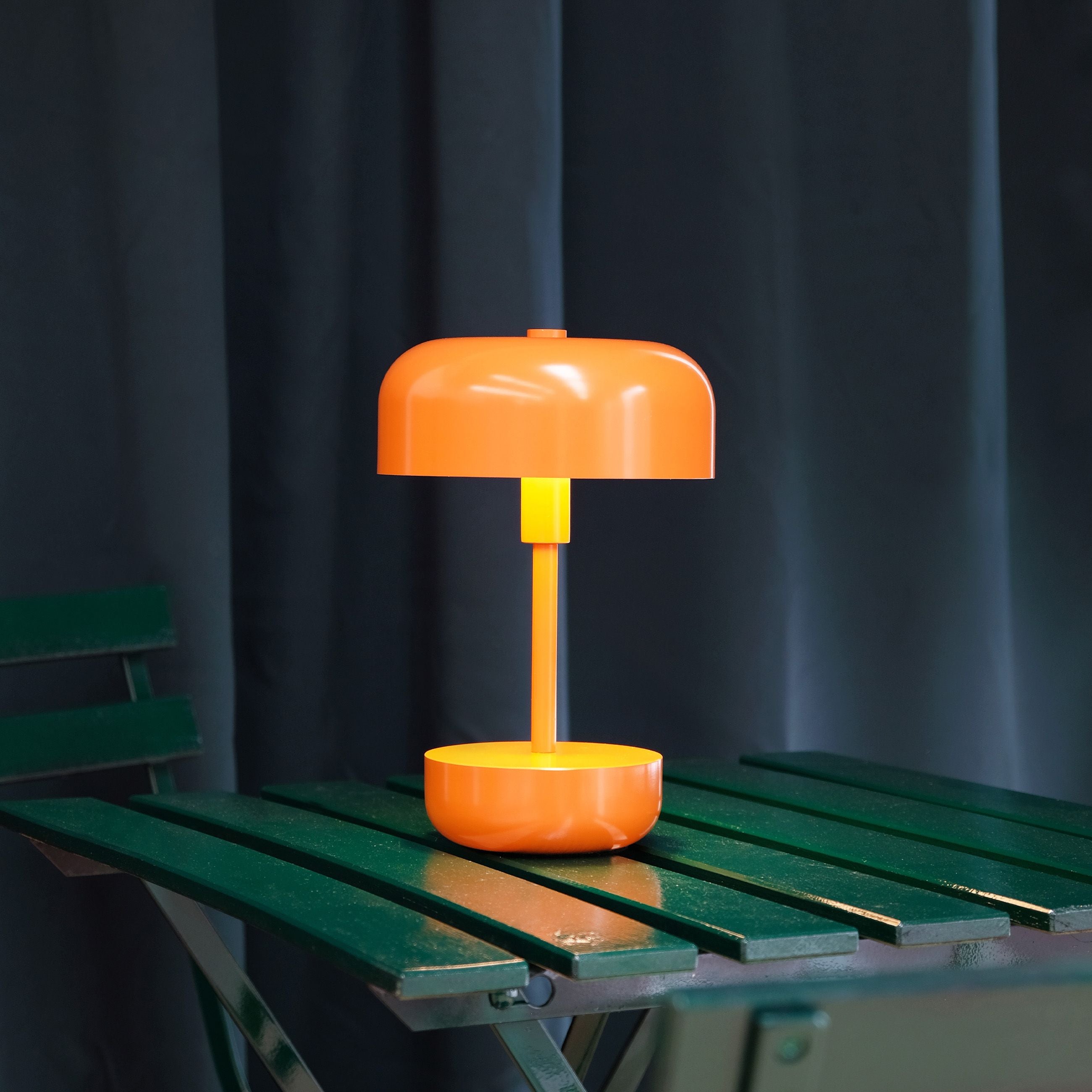 Dyberg Larsen Haipot genopladelig bordlampe, orange