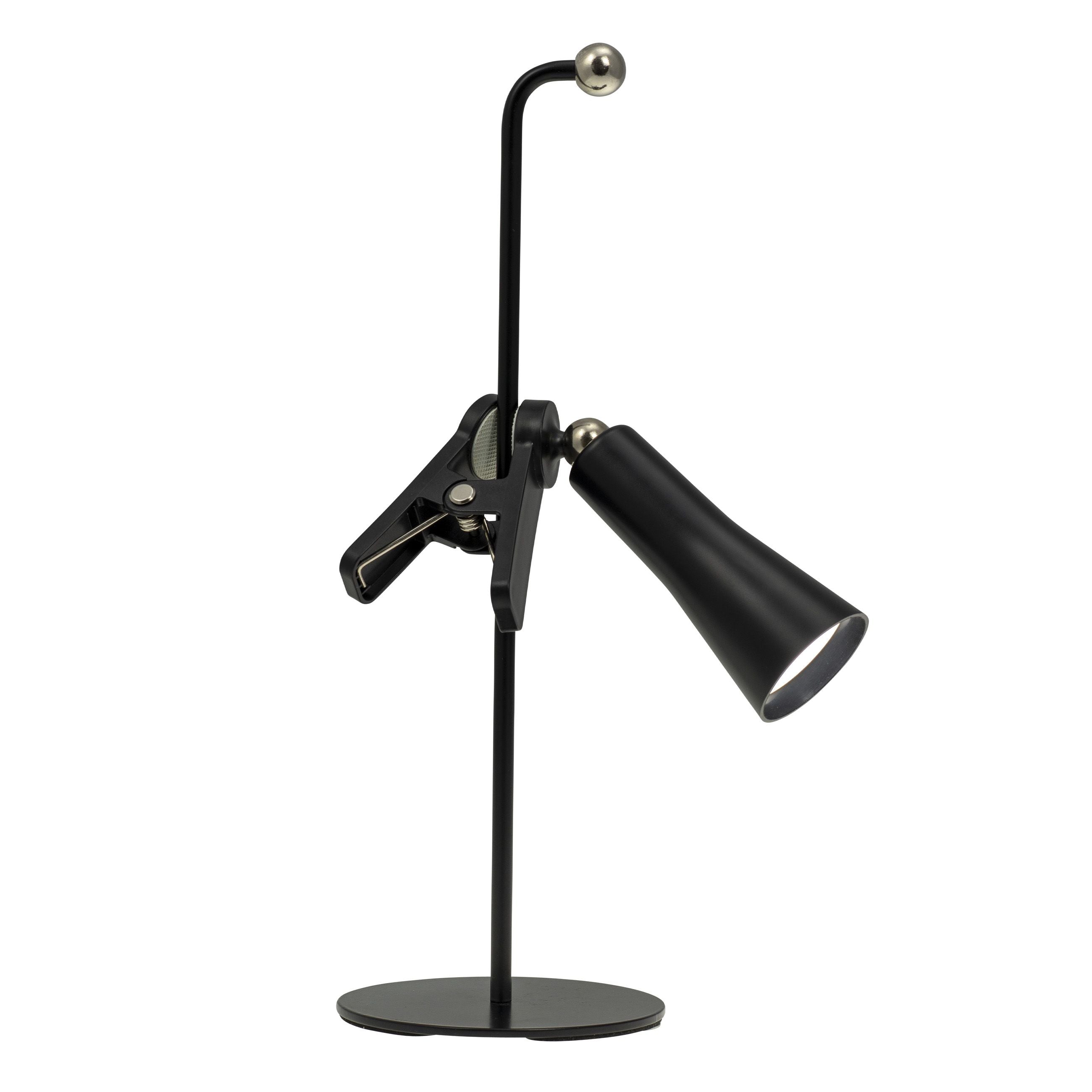 Dyberg Larsen 4 I en laddningsbar bordslampa, svart