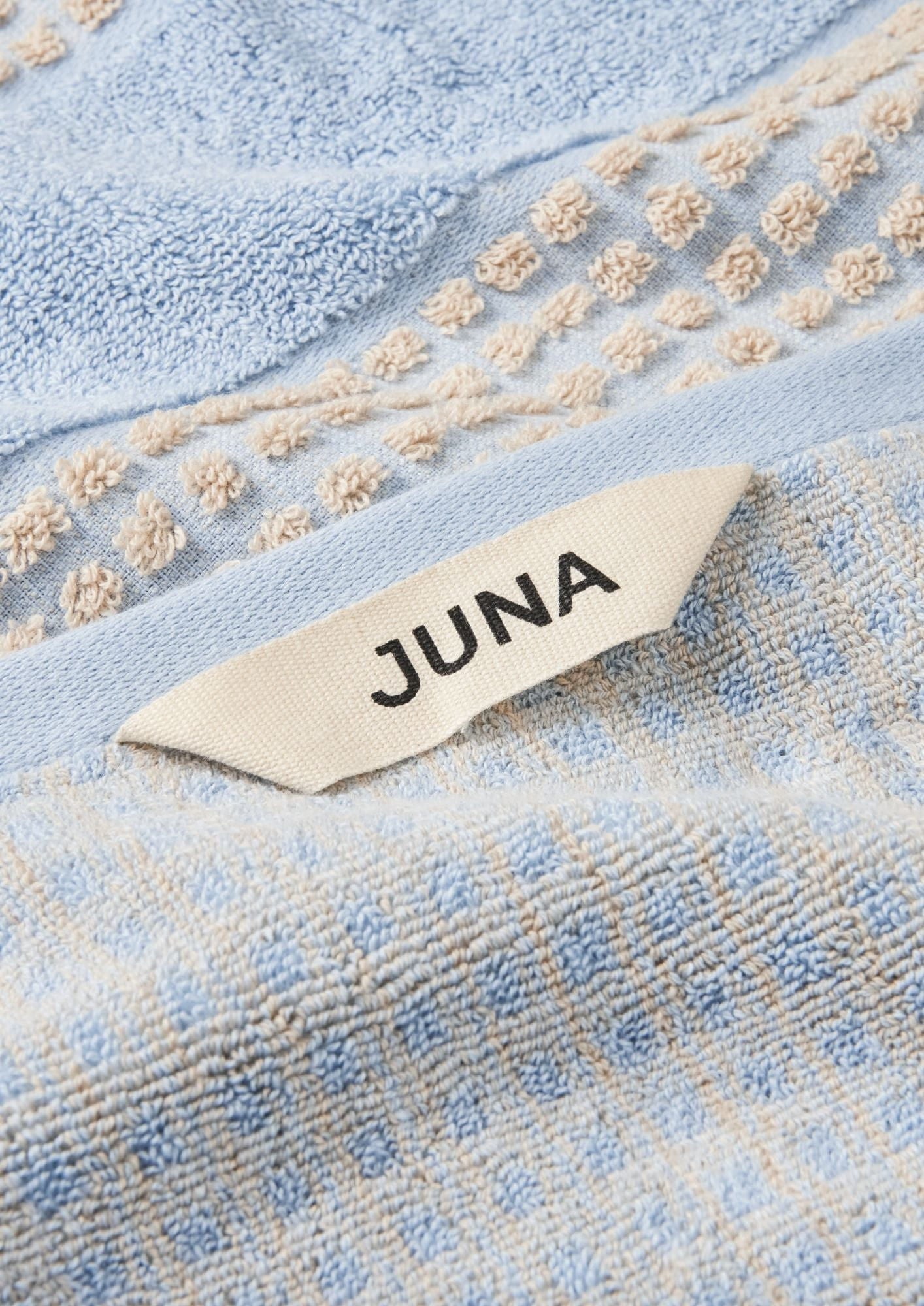 JUNA Kontrollera handduken 50x100 cm, ljusblå/sand