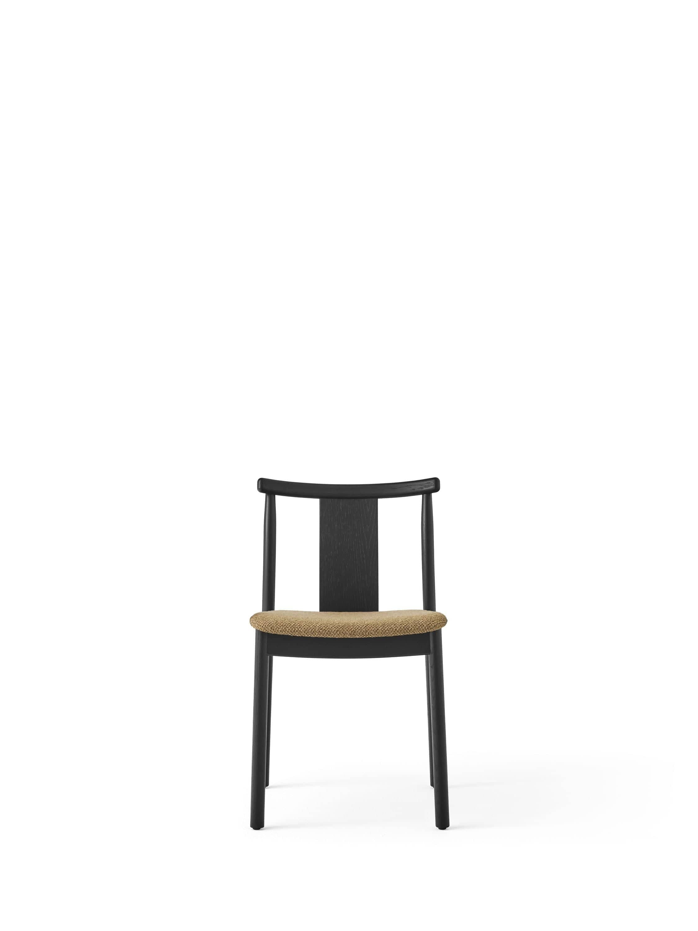 Audo Copenhagen Merkur matstol svart målad ek vadderad säte, bouclé guld