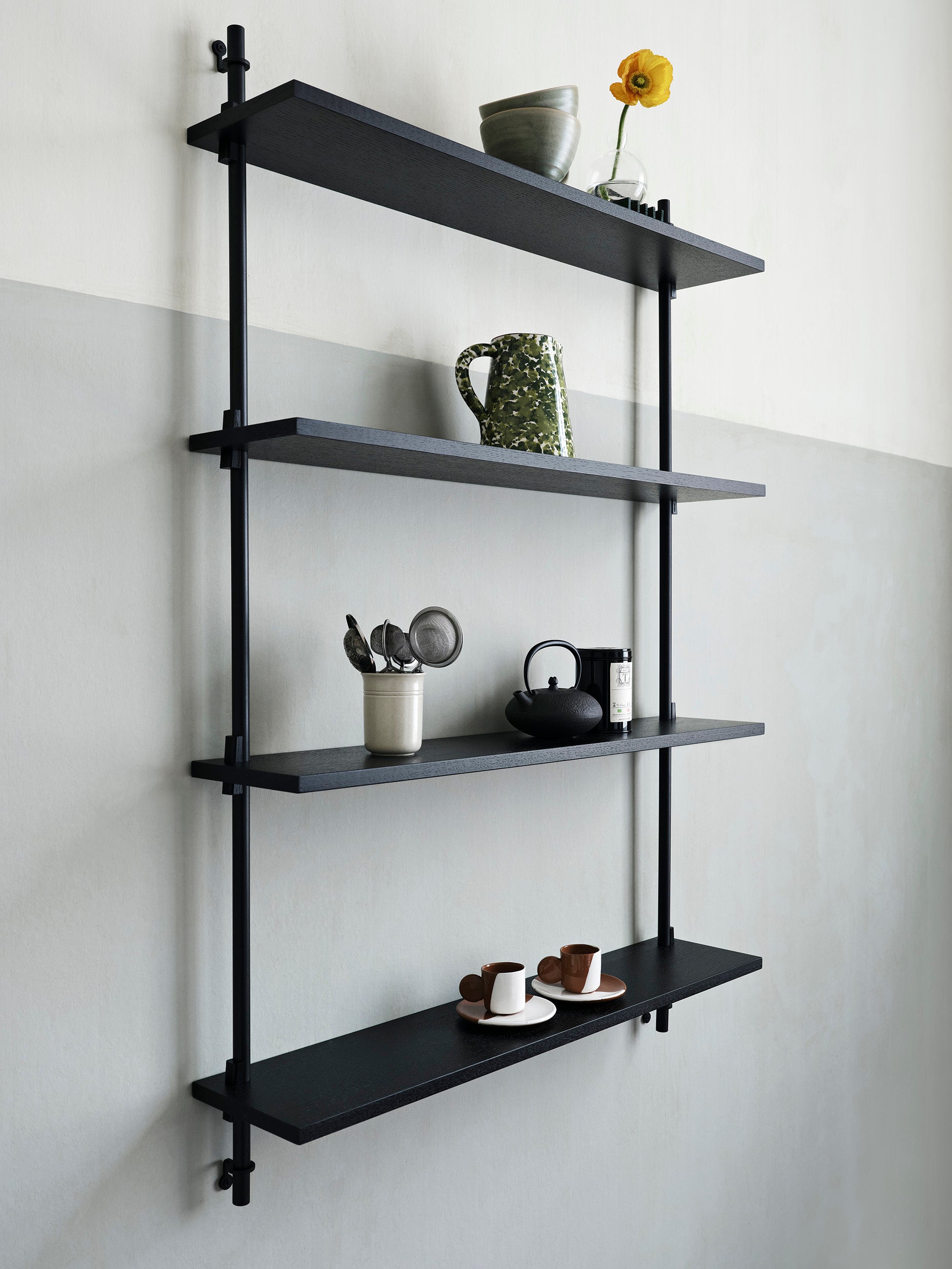 Moebe Wall Shelving WS.85.2, Sort/Sort